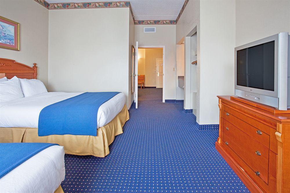 Savannah Gateway Hotel & Suites Georgetown Rum bild