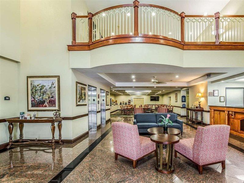 Savannah Gateway Hotel & Suites Georgetown Exteriör bild